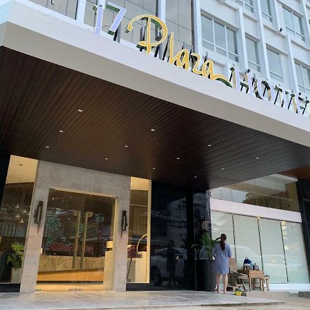 J7 Plaza Hotel Iloilo City Dış mekan fotoğraf